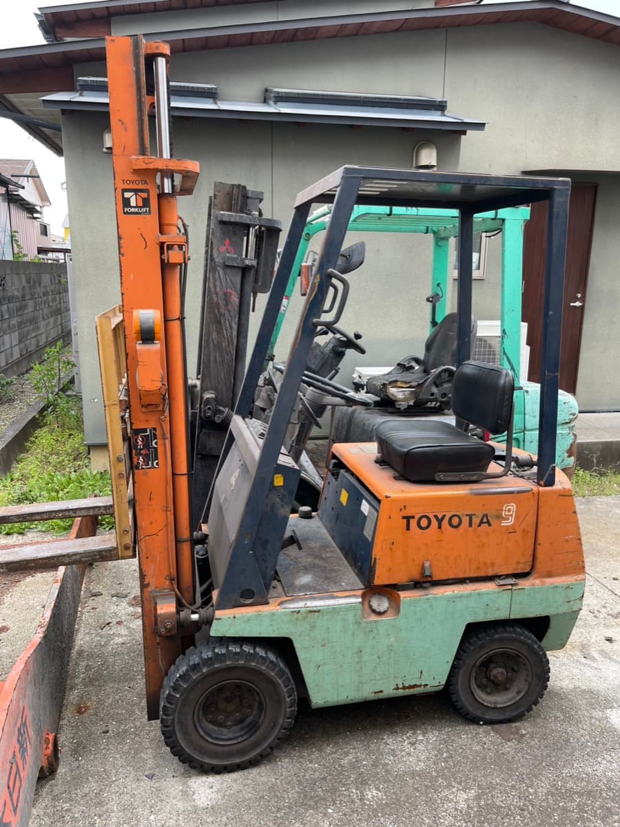 TOYOTA 40-2F-GL9 フォークリフト 買取実績
